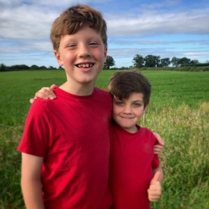 0E4C4502-17A0-4614-AD4B-B623EEE6CC8E 2